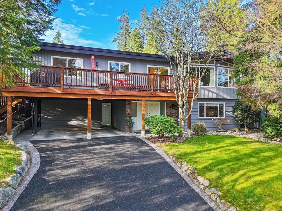 Photo 1 at 2508 Bendale Road, Blueridge NV, North Vancouver