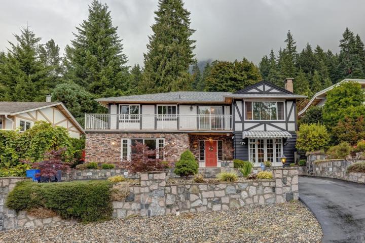 5240 Ranger Avenue, Canyon Heights NV, North Vancouver 2
