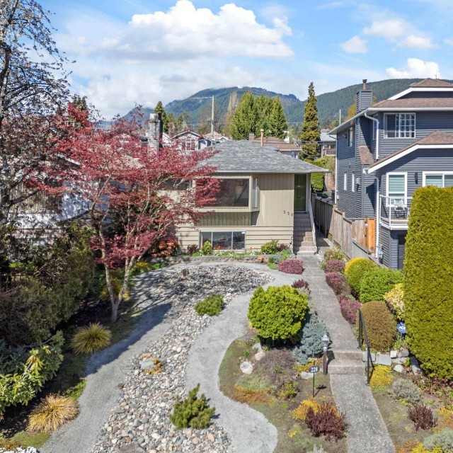 Photo 33 at 228 W 27th Street, Upper Lonsdale, North Vancouver