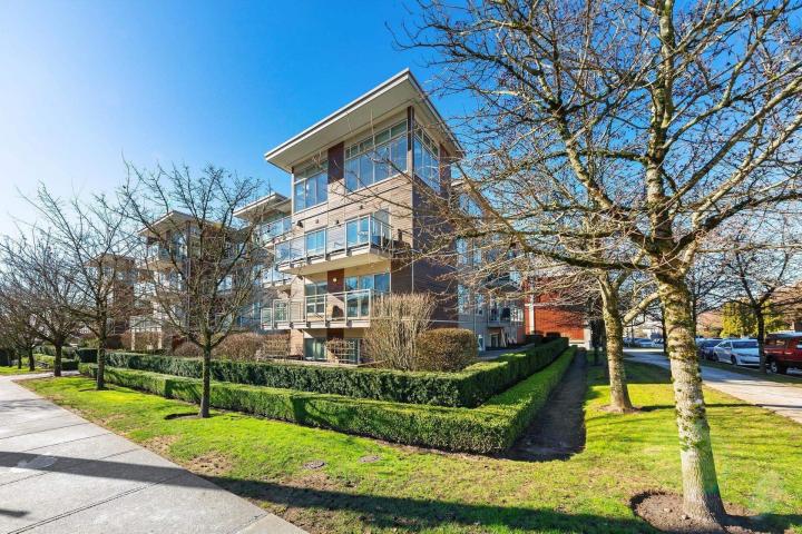 103 - 1033 St Georges Avenue, Central Lonsdale, North Vancouver 2