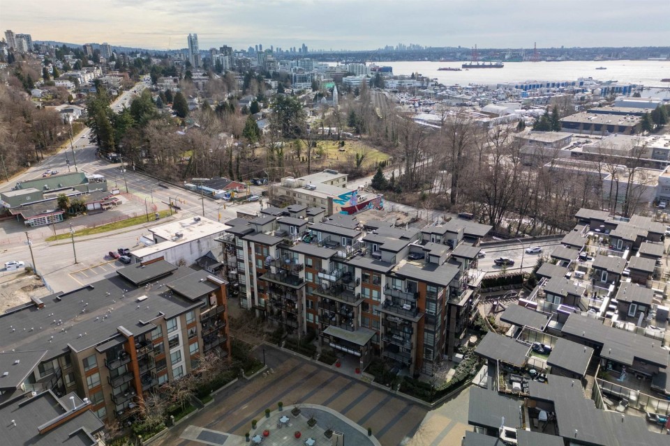 Photo 29 at 208 - 719 W 3rd Street, Harbourside, North Vancouver