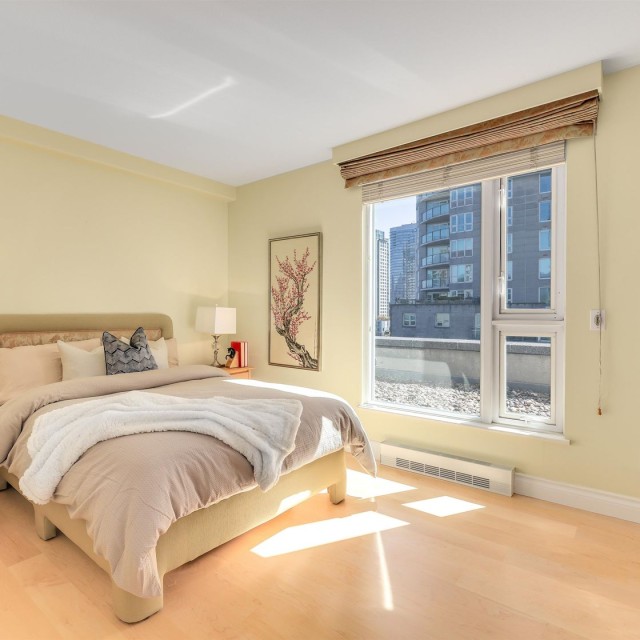 Photo 26 at 805 - 560 Cardero Street, Coal Harbour, Vancouver West
