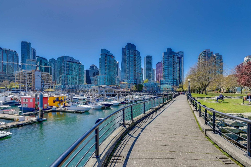 Photo 34 at 805 - 560 Cardero Street, Coal Harbour, Vancouver West