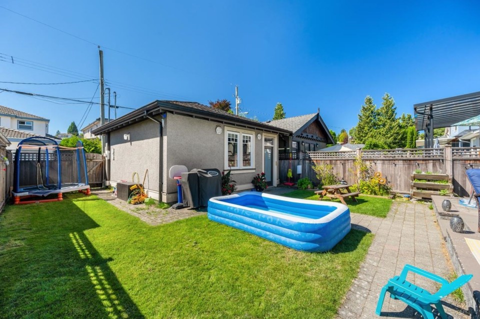 Photo 32 at 3088 W 19th Avenue, Arbutus, Vancouver West