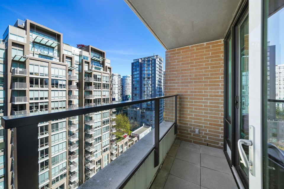 Photo 22 at 1506 - 1088 Richards Street, Yaletown, Vancouver West