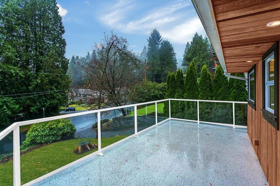 Photo 6 at 930 Wellington Drive, Lynn Valley, North Vancouver