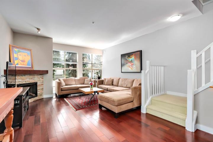 324 E 14th Street, Central Lonsdale, North Vancouver 2