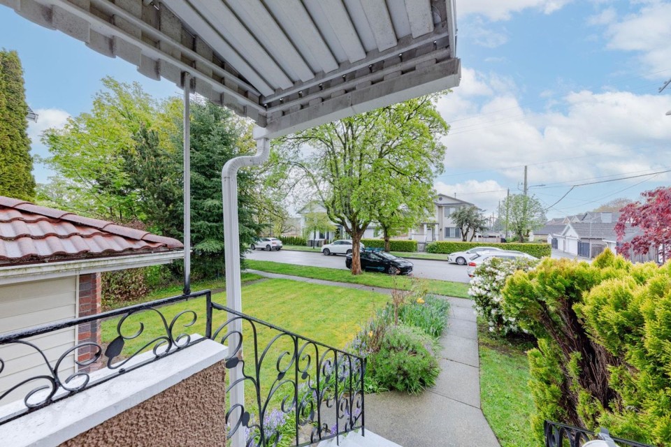 Photo 36 at 1239 W 64th Avenue, Marpole, Vancouver West