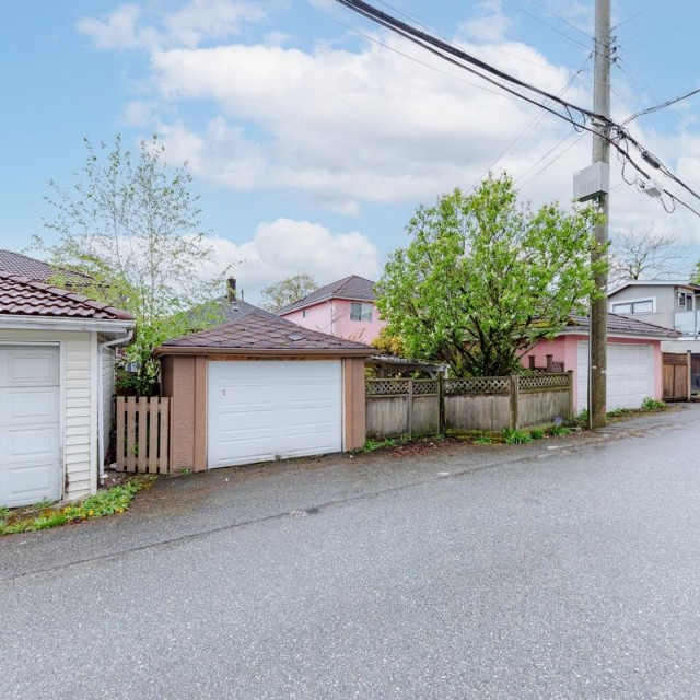Photo 37 at 1239 W 64th Avenue, Marpole, Vancouver West