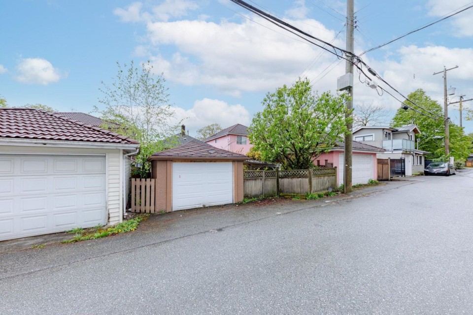 Photo 37 at 1239 W 64th Avenue, Marpole, Vancouver West