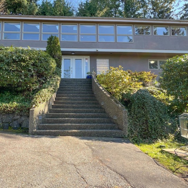 Photo 4 at 15 Oceanview Road, Lions Bay, West Vancouver