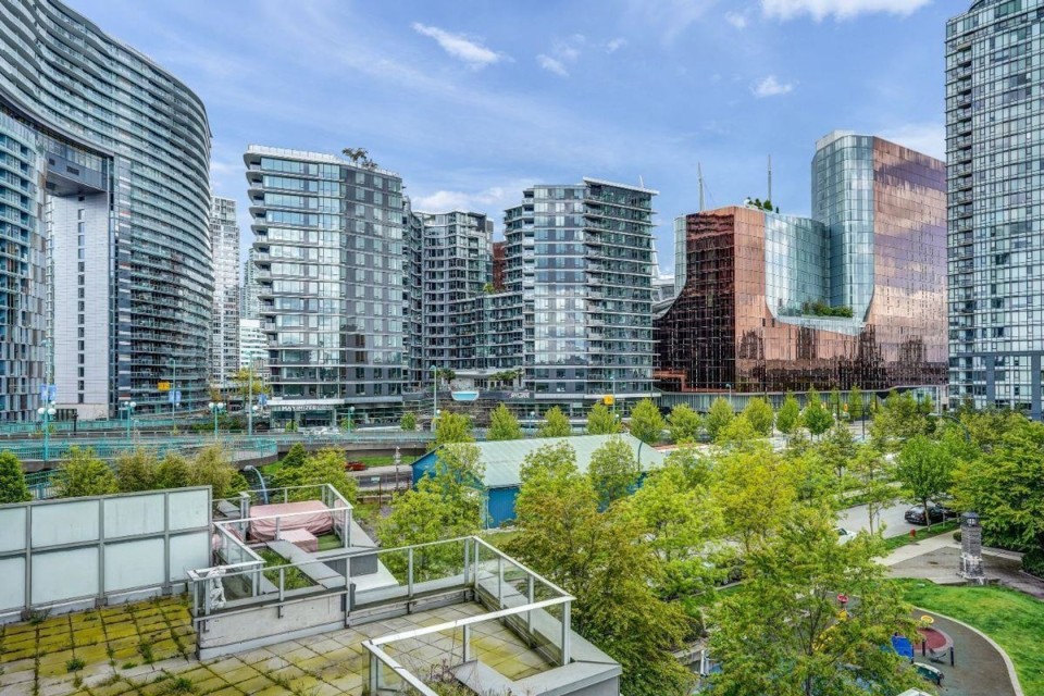 Photo 20 at 606 - 980 Cooperage Way, Yaletown, Vancouver West