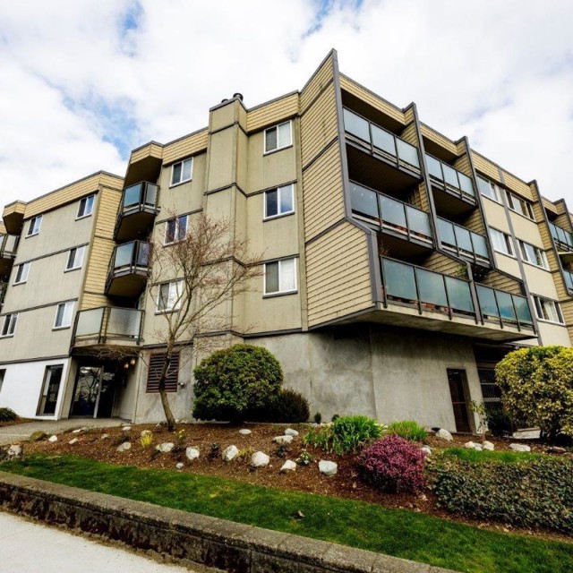 Photo 2 at 205 - 212 Forbes Avenue, Lower Lonsdale, North Vancouver