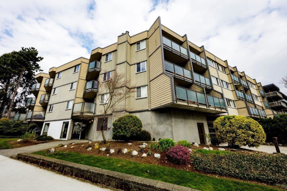 Photo 2 at 205 - 212 Forbes Avenue, Lower Lonsdale, North Vancouver