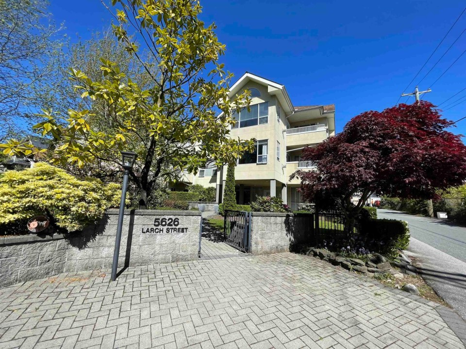 Photo 2 at 204 - 5626 Larch Street, Kerrisdale, Vancouver West