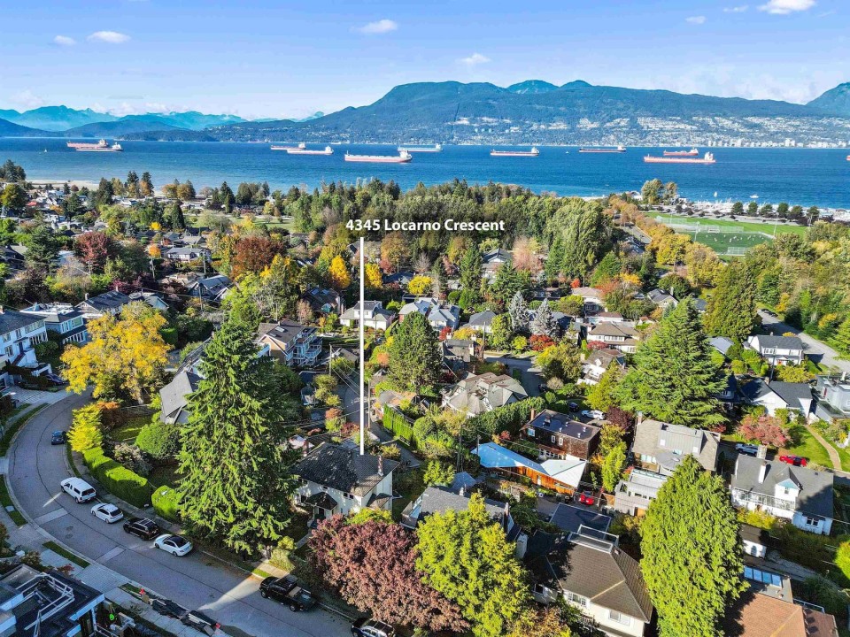 Photo 3 at 4345 Locarno Crescent, Point Grey, Vancouver West
