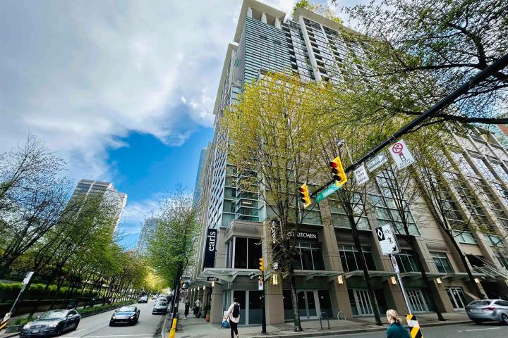 301 - 933 Hornby Street, Downtown VW, Vancouver West 2