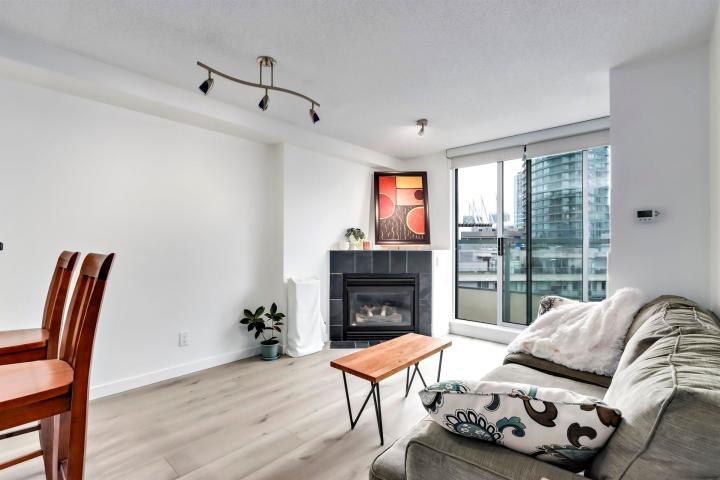 810 - 63 Keefer Place, Downtown VW, Vancouver West 2