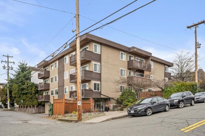 103 - 241 St. Andrews Avenue, Lower Lonsdale, North Vancouver 2