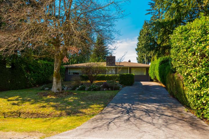 930 Burley Drive, Sentinel Hill, West Vancouver 2