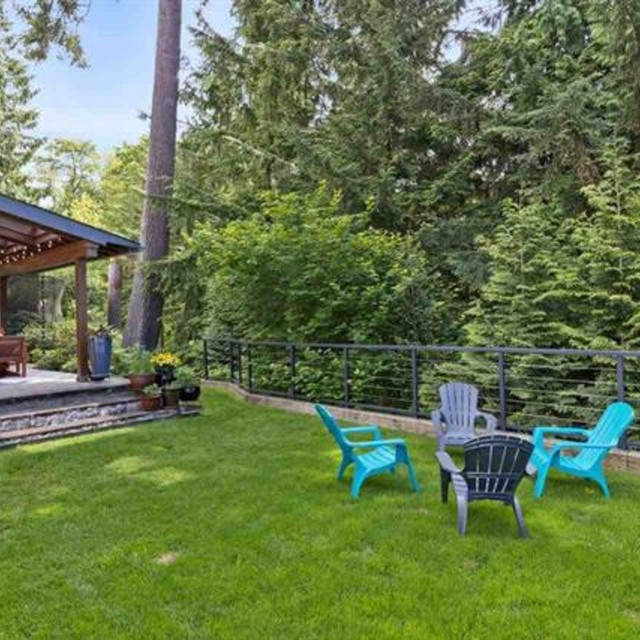 262612091-27 at 3636 Glenview Crescent, Edgemont, North Vancouver